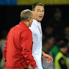 Terry Terancam Absen Hadapi Ukraina