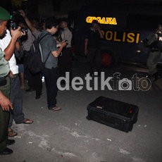 Ini Dia Barang yang Disita Polisi dari Lokasi Bom Depok