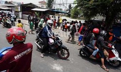 Lokasi Ledakan Bom di Depok Masih Ramai Jadi Tontonan