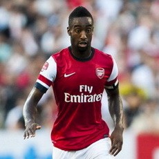 Djourou Masih Ada dalam Rencana Wenger