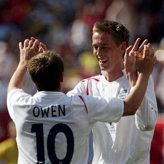 Crouch Ingin Kembali Berduet dengan Owen di Timnas