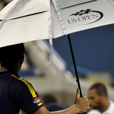 Cuaca Bikin Pertandingan Final Putri Diundur