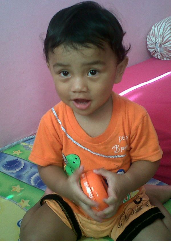 Diaz Ozzorasafa Efendi, 1,8 Tahun, Lelaki