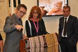 Kain Songket Sampai Batik RI Tampil Dalam Pameran di Milan
