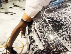 Wah, Cuci Mobil 9 Kali Gratis Seks!