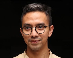 Didiet Maulana: Dari Arsitek Jadi Perancang Busana Ikat Indonesia