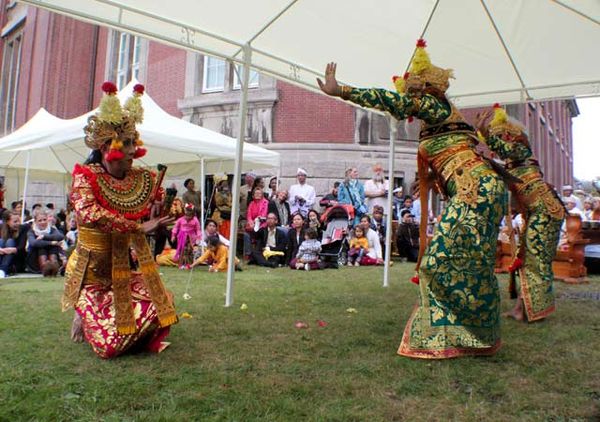 Umat Hindu Asal Bali Rayakan Kuningan di Hamburg