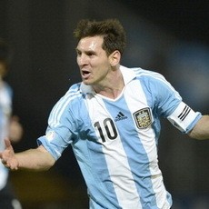 Argentina Terlalu Bergantung pada Messi