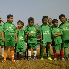 Ayo, Dukung Pembinaan Sepakbola Mulai dari Desa-Desa