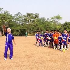 Cintai Bola, Miliki Bolanya