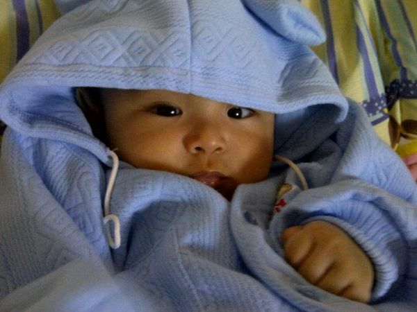 Samuel Tountje Izaac, 8 Bulan, Lelaki