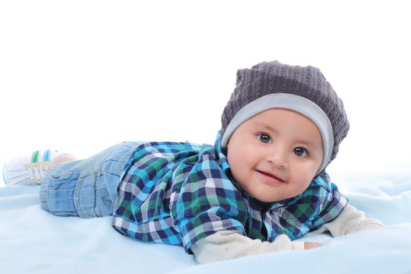 Alexander Saladin Rumi Kartasasmita, 9 Bulan, Lelaki