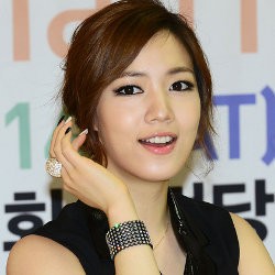 Keluar dari T-ara, Hwayoung Rahasiakan Aktivitas Selanjutnya