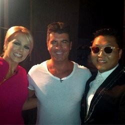 Psy Ajari Britney Spears Tari Gangnam Style di The Ellen Show