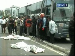 2 Wanita Muda Tewas Tertabrak di Jalur Busway