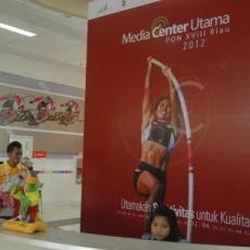 Fasilitas Oke, Media Centre PON Kurang Pasokan Data