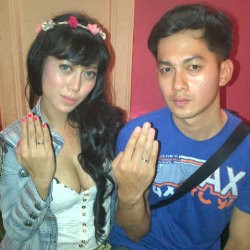 Foto Pamer Cincin Beredar, Kiki Farrel dan Nata Naritha Tunangan?