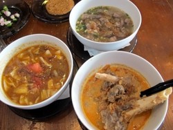 Wuah, Sedapnya Ditendang Sate dan Tongseng Domba Garut!