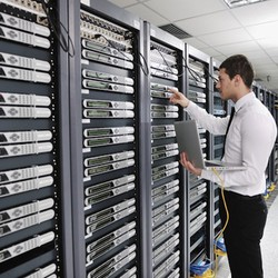 Windows Server 2012 Panen Dukungan Dell & HDS