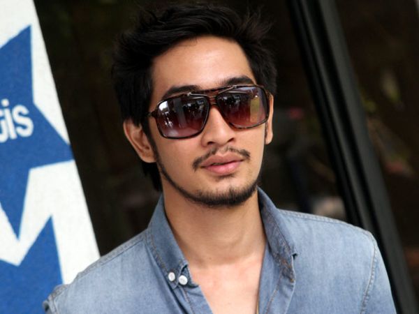 Gaya Casual Jeje Govinda