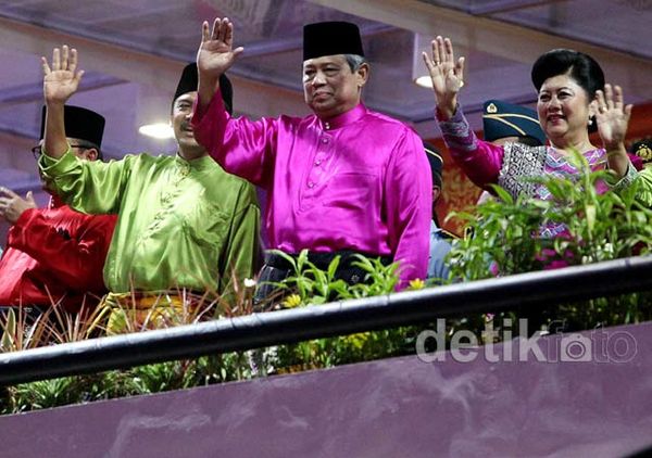 Presiden SBY Buka PON Riau