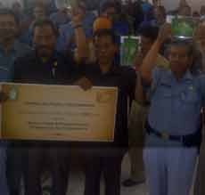 Perpustakaan Sekolah Dasar di Surabaya Digerojok 2.282 Buku