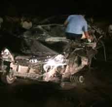 Dipengaruhi Miras, Avanza Seruduk Trailer, 2 Orang Tewas