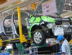 Melihat Dapur Pembuatan Mitsubishi Mirage