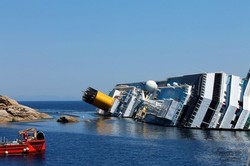 Bangkai Kapal Costa Concordia Kini Jadi Objek Wisata