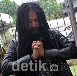 Tuding Limbad Berzina, Susi Juga Ditelantarkan