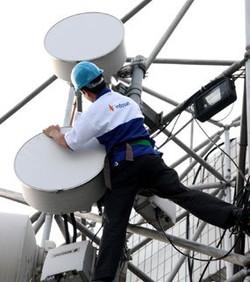 Dapat 3G di 900 MHz, Indosat Juga Incar 2,1 GHz