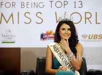 Ines Putri Raih Top 13 di Miss World 2012