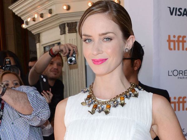 Bibir Pink Emily Blunt