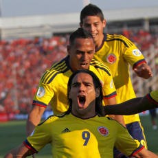 Falcao Bikin Gol Lagi, Cavani Selamatkan Uruguay