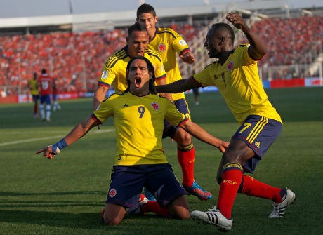 Falcao Bikin Gol Lagi, Cavani Selamatkan Uruguay