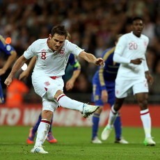 Penalti Lampard Selamatkan Inggris dari Kekalahan