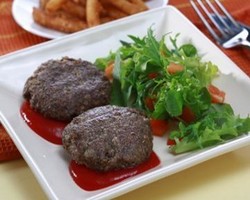 Hmm.. Nikmatnya Daging Burger Bercita Rasa Unik