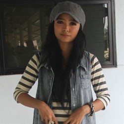 Tantri Kotak Belang-belang