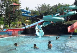 Seru dan Murah Meriah! Inilah 4 Water Park di Jawa Tengah