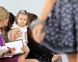 Masih Bayi, Harper Beckham Sudah Dilatih Jadi Fashion Editor