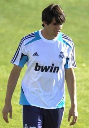 Kaka Tetap di Madrid, Pastore Urung Main Bareng Idolanya