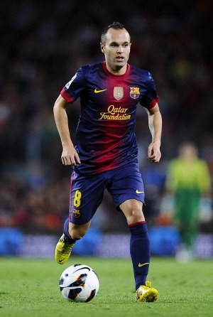 Cedera, Iniesta Absen Sekitar Dua Pekan