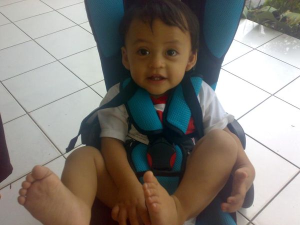 Arya Soegiharto, 1,5 Tahun, Lelaki
