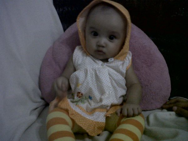 Falilah Zahwa Husnia, 8 Bulan, Perempuan