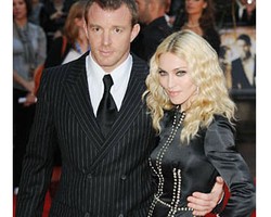 10 Perceraian Selebriti Hollywood Termahal