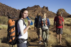 6 Tips Traveling ke Tempat Bersuhu Ekstrem