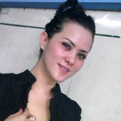 Bantah Terima Harta dari Pejabat, Angel Lelga Siap Jual Tas Mewahnya untuk Rakyat