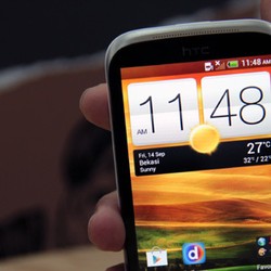 Kesan Pertama HTC Desire X yang Menggoda