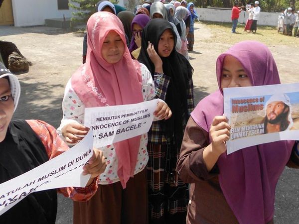 Santri Situbondo Kecam Film Innocence Of Muslims