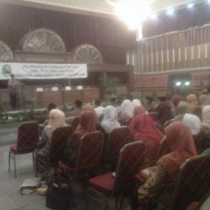 Petugas Kloter Haji Dilepas Gubernur Jabar